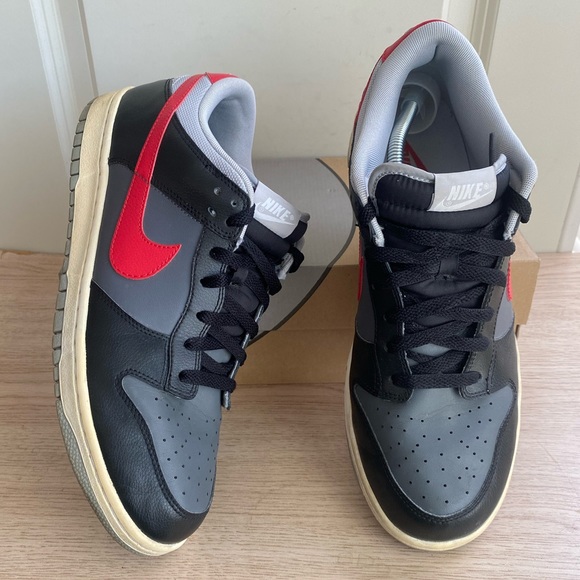 RARE 2012 Nike Dunk Lo “Dark Grey Red” Sneakers -Men 12 - Picture 3 of 13